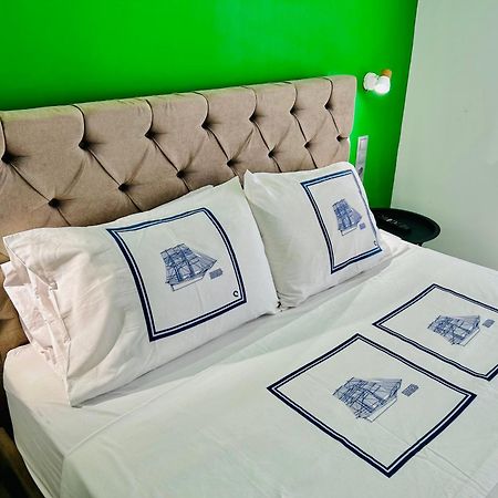 Casa Verde Di Giorgio 10 Mins Walk From Piraeus Port المظهر الخارجي الصورة