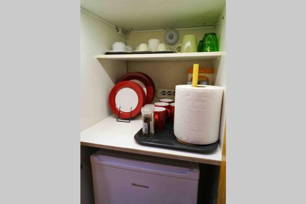 Casa Verde Di Giorgio 10 Mins Walk From Piraeus Port المظهر الخارجي الصورة
