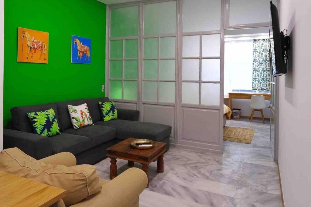 Casa Verde Di Giorgio 10 Mins Walk From Piraeus Port المظهر الخارجي الصورة